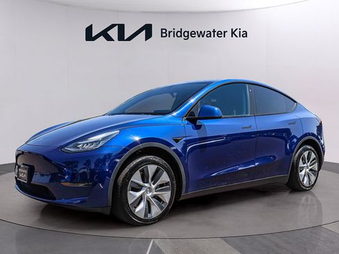 Used 2020 Tesla Model Y Long Range AWD/4WD image 3