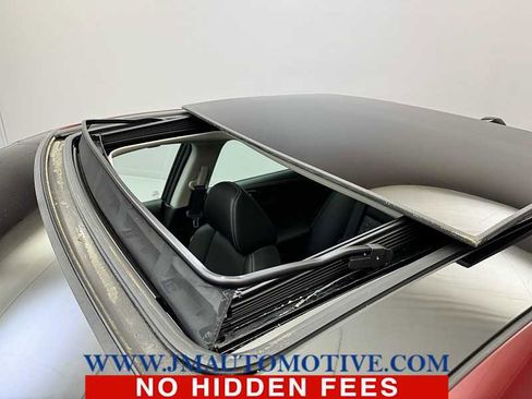Used 2016 Nissan Maxima Platinum FWD image 11