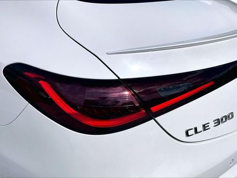 Used 2024 Mercedes-Benz CLE 300 4MATIC Coupe image 27