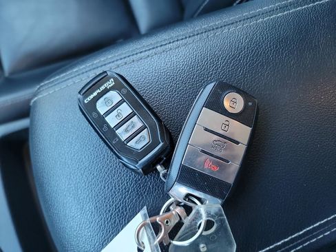 Used 2017 Kia Sportage EX image 23