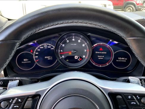Used 2019 Porsche Cayenne AWD/4WD image 24
