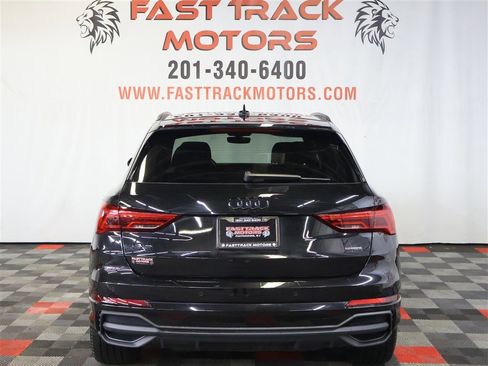 Used 2023 Audi Q3 2.0T Premium Plus w/ Premium Plus Package image 5