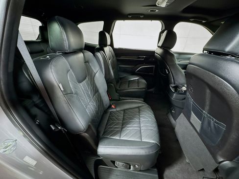 Used 2023 Kia Telluride EX X-Line AWD/4WD image 27
