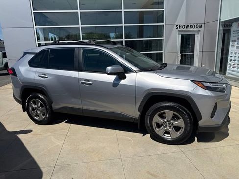 Used 2023 Toyota RAV4 XLE w/ Convenience Package AWD/4WD image 8