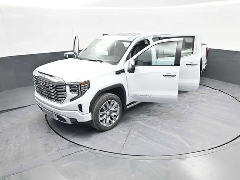 New 2026 GMC Sierra 1500 Denali w/ Denali Reserve Package AWD/4WD image 45