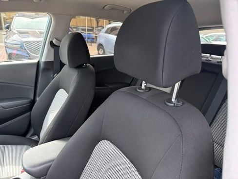 Used 2021 Hyundai Kona SEL FWD image 9