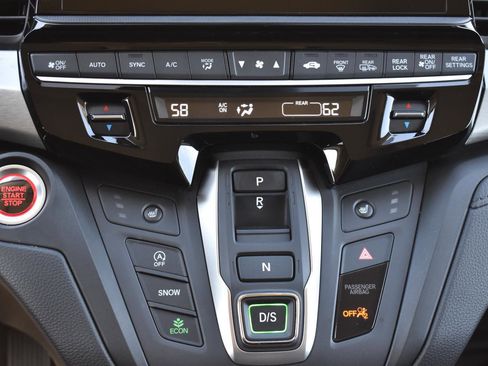 Used 2025 Honda Odyssey EX-L image 9