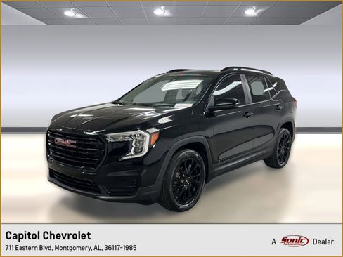 Used 2023 GMC Terrain SLE w/ Driver Convenience Package FWD image 1