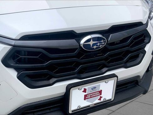 Certified 2024 Subaru Crosstrek 2.0i Premium AWD/4WD image 32