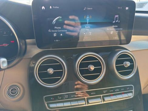 Used 2021 Mercedes-Benz GLC 300 image 14