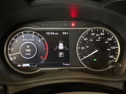 New 2025 Nissan Versa SR image 20