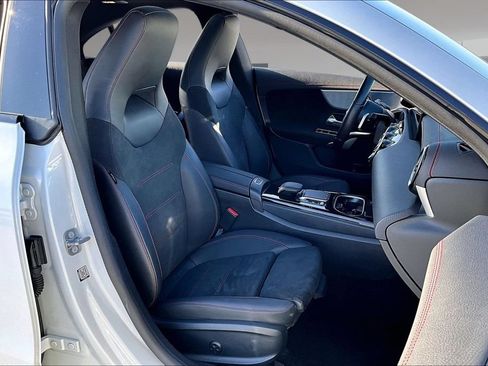 Used 2023 Mercedes-Benz CLA 250 image 27