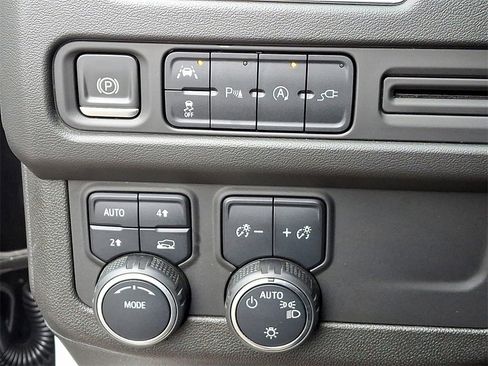 Used 2021 Chevrolet Tahoe RST w/ Luxury Package image 25