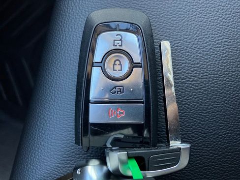 New 2026 Ford Transit 250 148 Medium Roof w/ Load Area Protection Package image 31