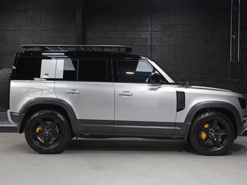 Used 2020 Land Rover Defender 110 First Edition AWD/4WD image 82