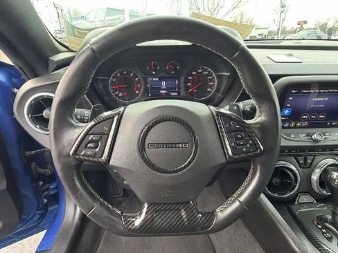Used 2019 Chevrolet Camaro LT w/ Technology Package image 18