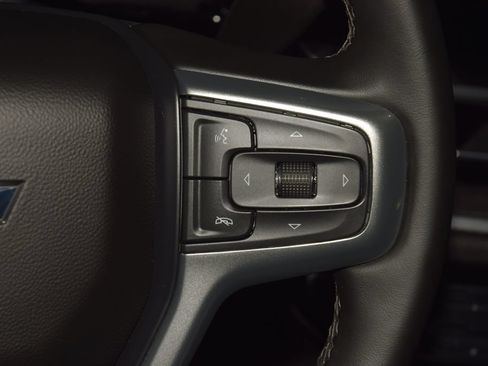 Used 2025 Chevrolet Silverado 2500 LTZ w/ LTZ Plus Package AWD/4WD image 42