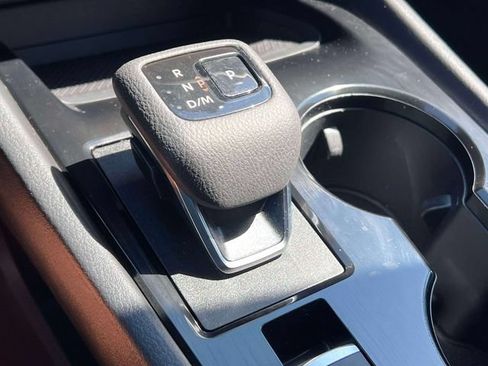 Certified 2025 Nissan Rogue S AWD/4WD image 28