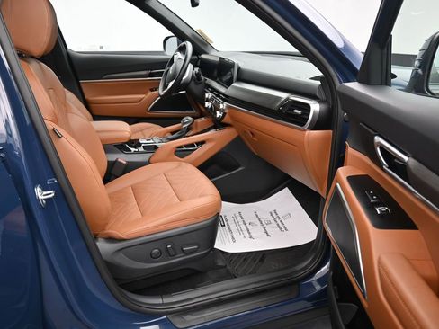 Used 2025 Kia Telluride EX X-Line image 13