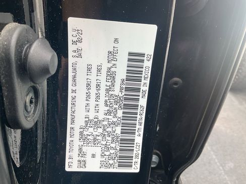 Used 2023 Toyota Tacoma TRD Sport w/ TRD Premium Sport Package AWD/4WD image 18