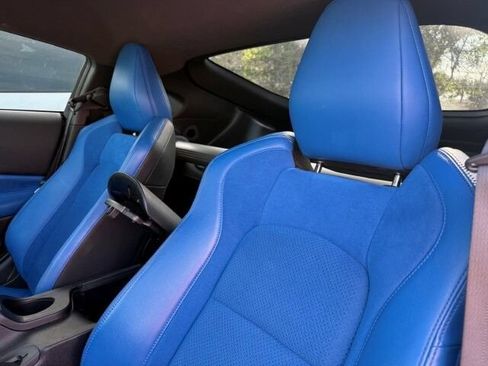Used 2025 Nissan Z Performance w/ Floor Mat Package RWD image 12