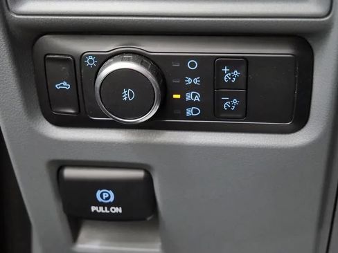 Used 2022 Ford F150 XLT w/ XTR Package AWD/4WD image 26