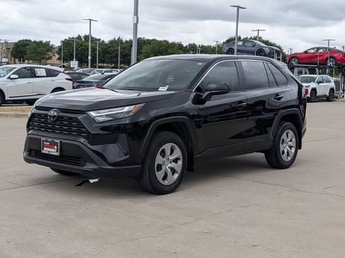 Used 2024 Toyota RAV4 LE FWD image 9
