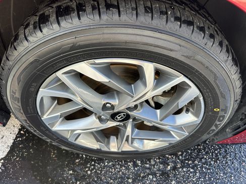 Used 2023 Hyundai Sonata SEL w/ Cargo Package FWD image 2