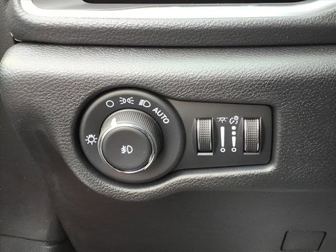 New 2026 Chrysler Pacifica Limited w/ S Appearance Package image 19