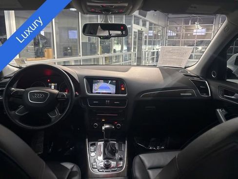 Used 2017 Audi Q5 2.0T Premium Plus w/ Technology Package AWD/4WD image 31