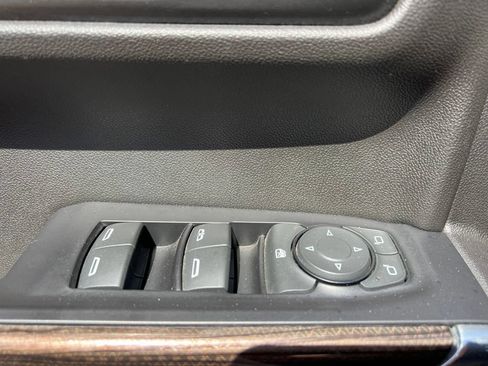 Used 2020 Chevrolet Silverado 1500 LT w/ Texas Edition AWD/4WD image 24