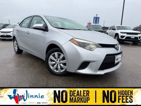 Used 2014 Toyota Corolla LE FWD image 1