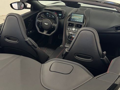 Used 2023 Aston Martin DB11 Volante image 74