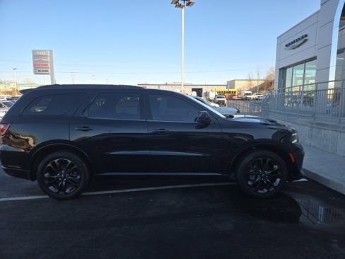 Used 2023 Dodge Durango R/T w/ Blacktop Package image 4