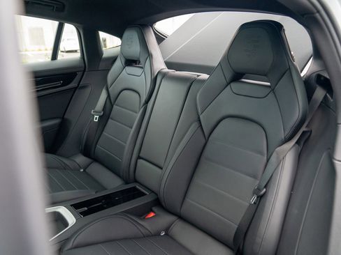 New 2026 Porsche Panamera 4 image 24