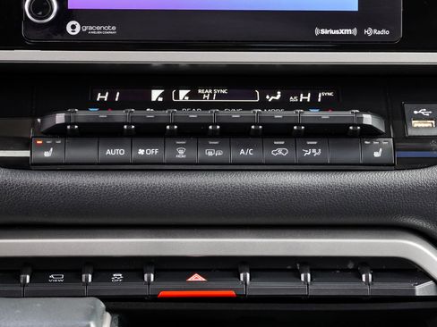 Certified 2023 Toyota Sequoia SR5 AWD/4WD image 38