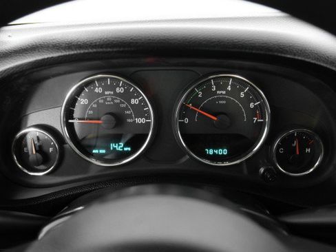 Used 2014 Jeep Wrangler Unlimited Sport AWD/4WD image 17