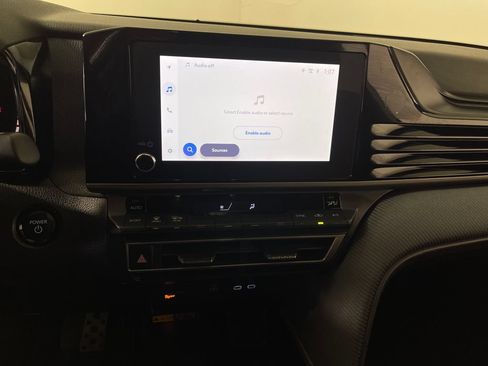 Certified 2025 Toyota Camry SE FWD image 20