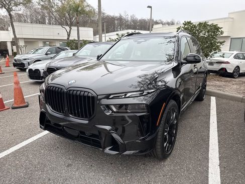 New 2026 BMW X7 xDrive40i w/ M Sport Package image 3