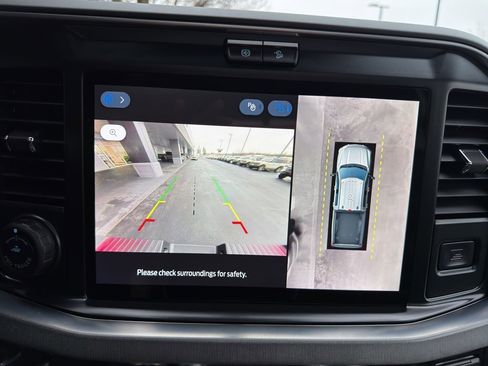 Used 2025 Ford F350 Platinum image 31