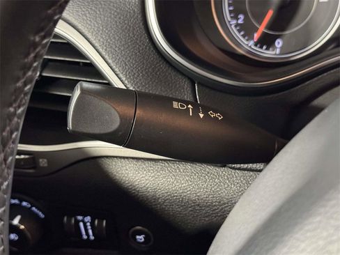 Used 2020 Jeep Cherokee Latitude Plus w/ Cold Weather Group image 29