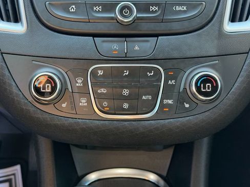 Used 2023 Chevrolet Malibu LT FWD image 20