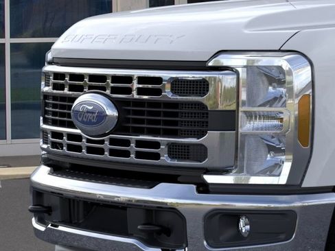 New 2025 Ford F350 XL w/ XL Chrome Package RWD image 40