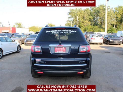 Used 2015 GMC Acadia SLT image 3
