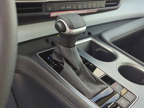 Certified 2026 Toyota Sienna XLE FWD image 20