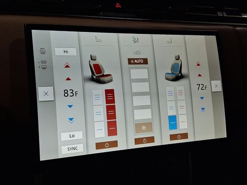 Certified 2024 Land Rover Range Rover SE image 14