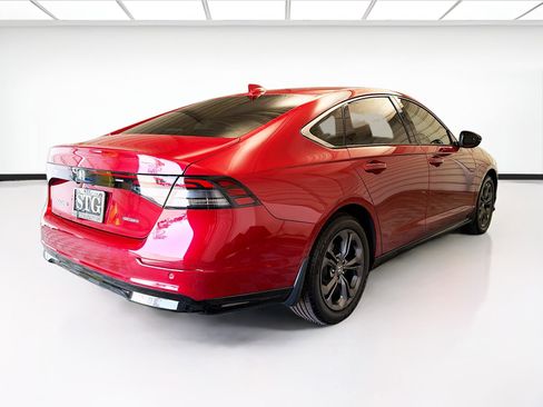Used 2023 Honda Accord EX-L image 4