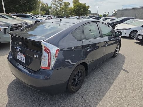 Used 2013 Toyota Prius Two FWD image 5