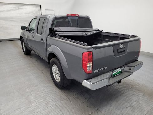 Used 2019 Nissan Frontier SV image 5