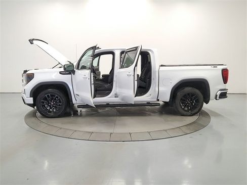 Used 2023 GMC Sierra 1500 Elevation image 13